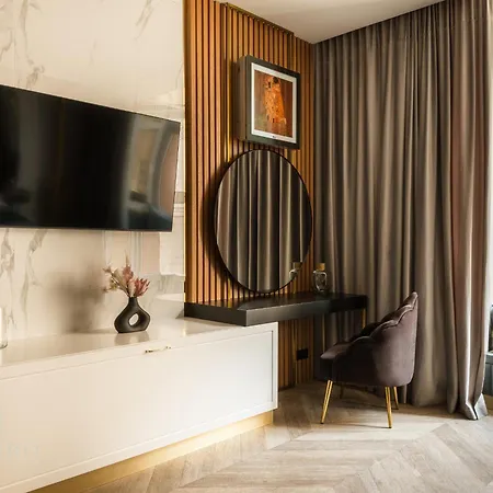 Jana No 2 Atelier By Luvaro *